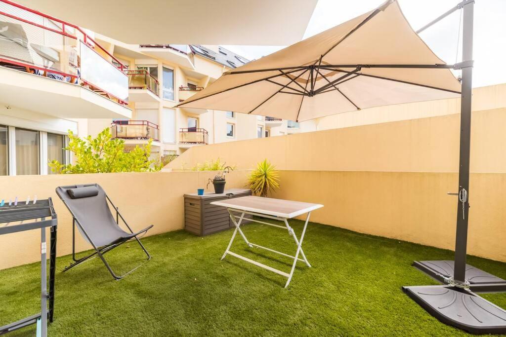 Appartement Avec Terrasse, Trestraou Perros-Guirec Exterior foto